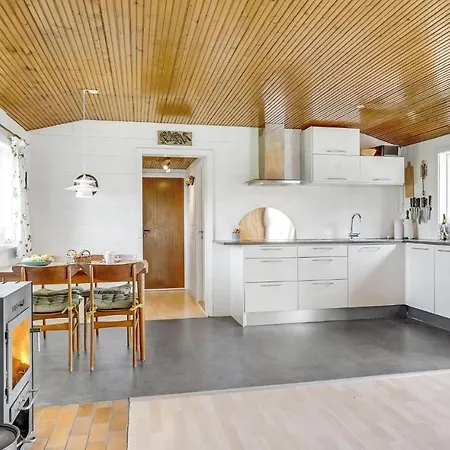 Nice In Vaeggerlose W/ 2 Bedrooms Σπίτι διακοπών Bøtø By